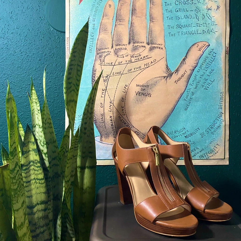 Michael Kors Size 8 Brown Heels